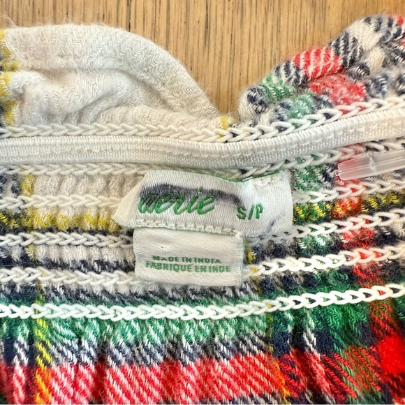 Aerie Women’s Plaid Red and Green Flannel Ruffled Pajama Romper Size Small - Picture 13 of 14